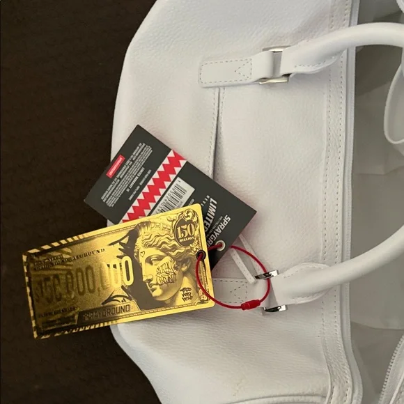 Sprayground mini duffle bag with matching pouch - Picture 5 of 11